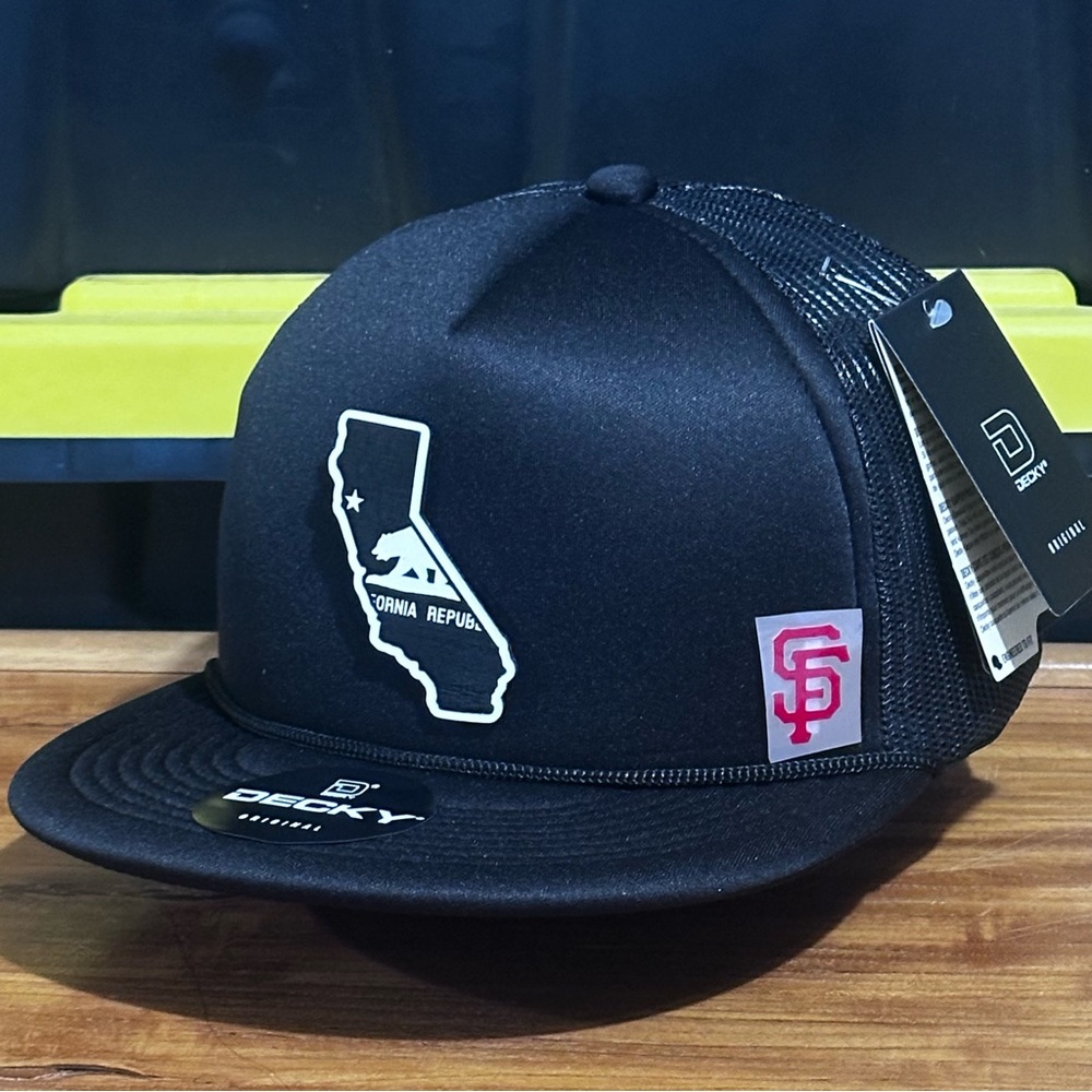 San Francisco California Logo Design Flat Bill Black SnapBack Foam Trucker Hat
